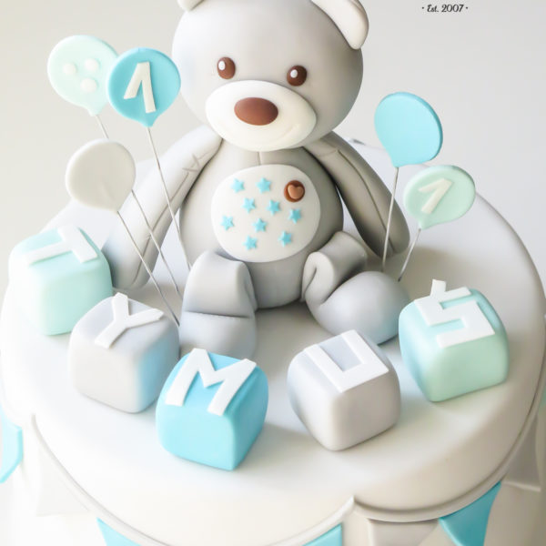 U394 - tort urodzinowy, na urodziny, dla dzieci, artystyczny, roczek, pierwsze urodziny, z misiem, warszawa, z dostawą,