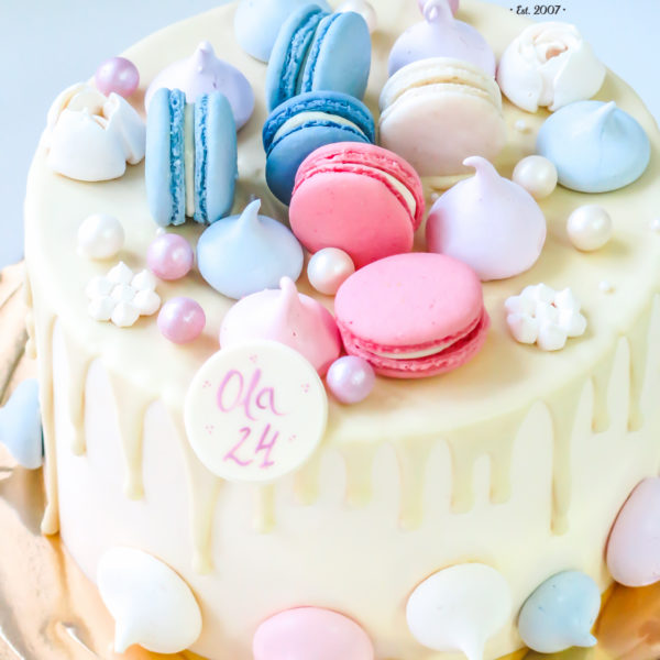 U396 - tort urodzinowy, na urodziny, dla dzieci, artystyczny, makaroniki, beziki, warszawa, z dostawą,